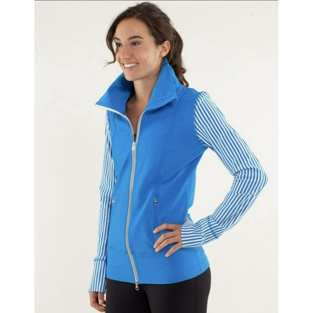 Lululemon Daily Yoga Jacket Beaming Blue / Classic Stripe Size 8 EUC - Picture 6 of 6